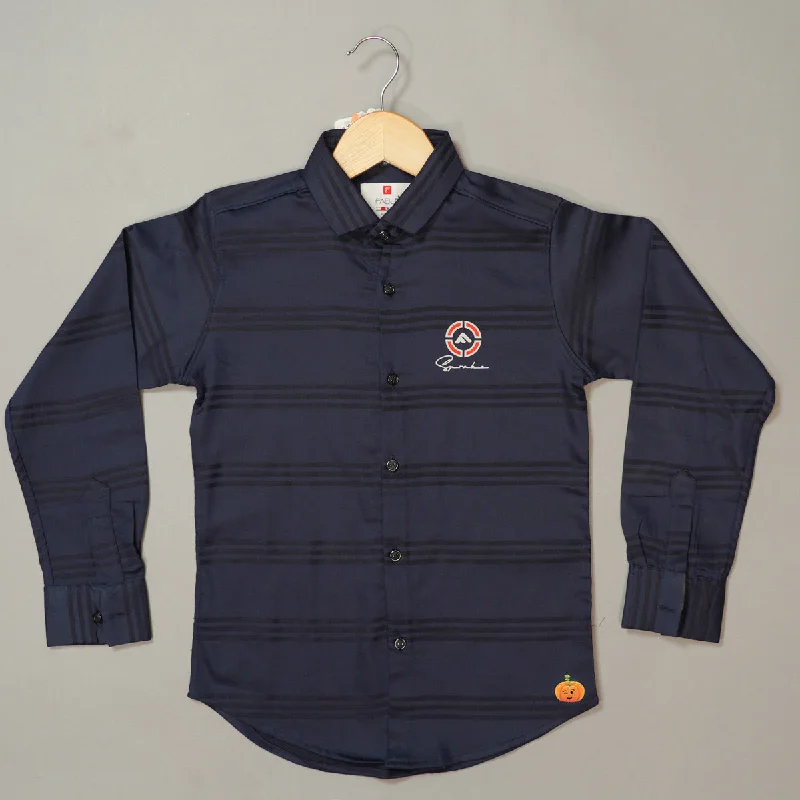 Solid Lining Pattern Full Sleeves Shirt for Boys