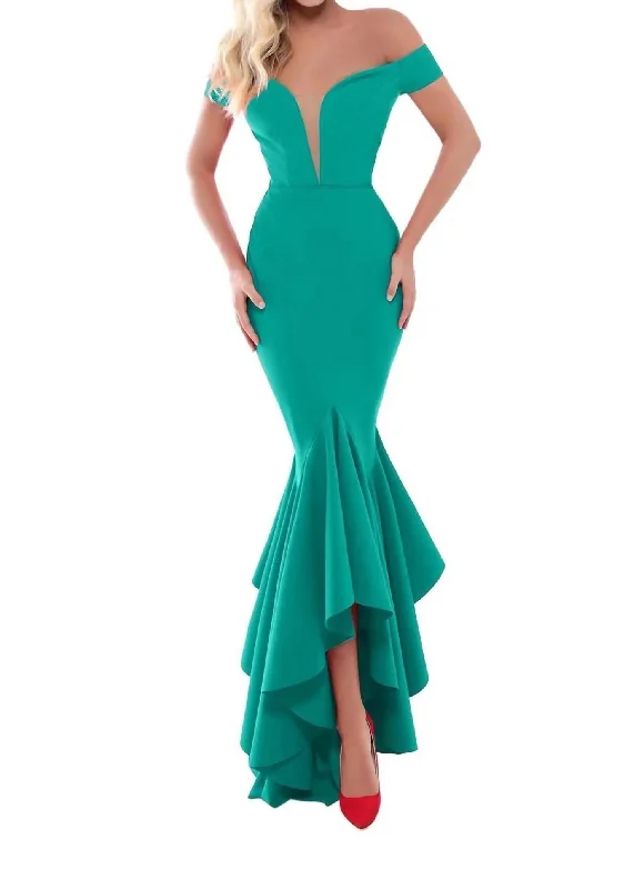 Off Shoulder Dress With Ruffled Bottom in Green